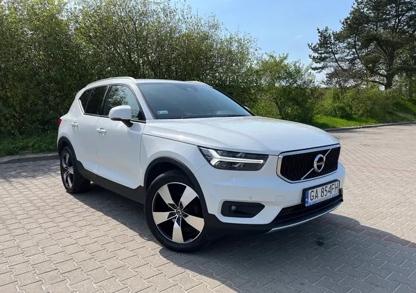 volvo gdynia Volvo XC 40 cena 110700 przebieg: 82600, rok produkcji 2019 z Gdynia